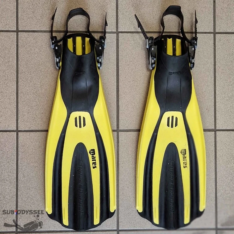 AVANTI SUPERCHANNEL OH palme réglable - Mares - Occasion AVANTI SUPERCHANNEL OH Palme Réglable - Mares - Occasion -Magasin De Matériel De Plongée De Qualité avanti superchannel oh palme reglable mares occasion