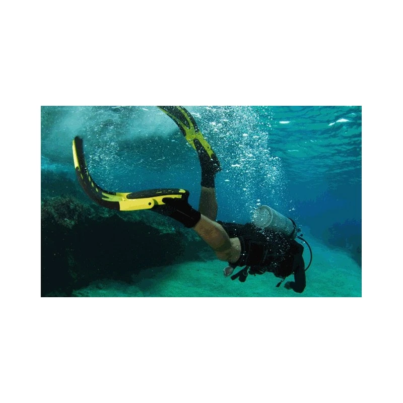 AMPHIBIAN Palme réglable REPLIABLE - Omega AMPHIBIAN Palme Réglable REPLIABLE - Omega -Magasin De Matériel De Plongée De Qualité omega palme reglable amphibian repliable pas cher sub odyssee lyon 4