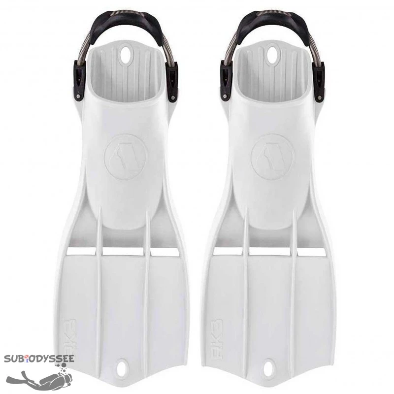 RK3 non HD palme avec sangles à ressort - Apeks RK3 Non HD Palme Avec Sangles à Ressort - Apeks -Magasin De Matériel De Plongée De Qualité rk3 non hd palme avec sangles a ressort apeks
